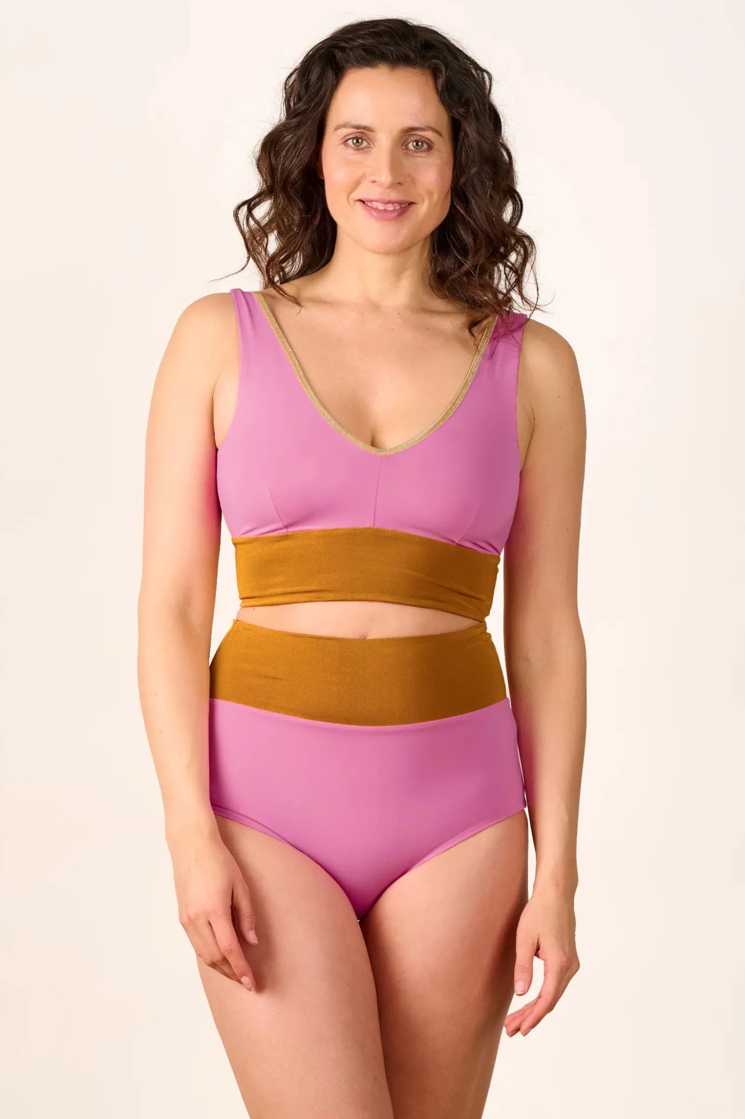 Yoga Top Shine '25