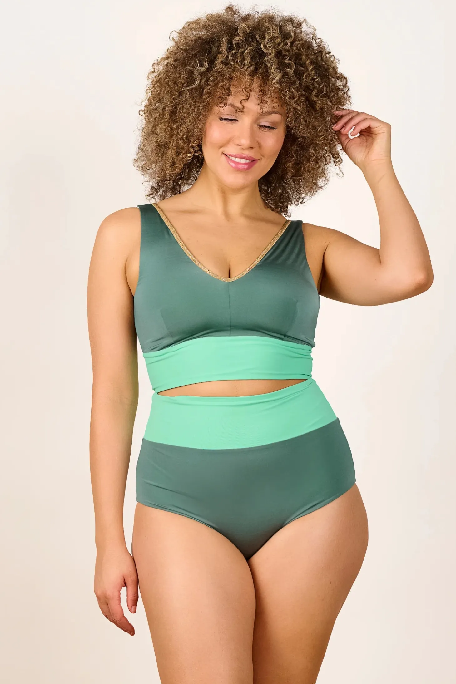 Yoga Top Shine '25